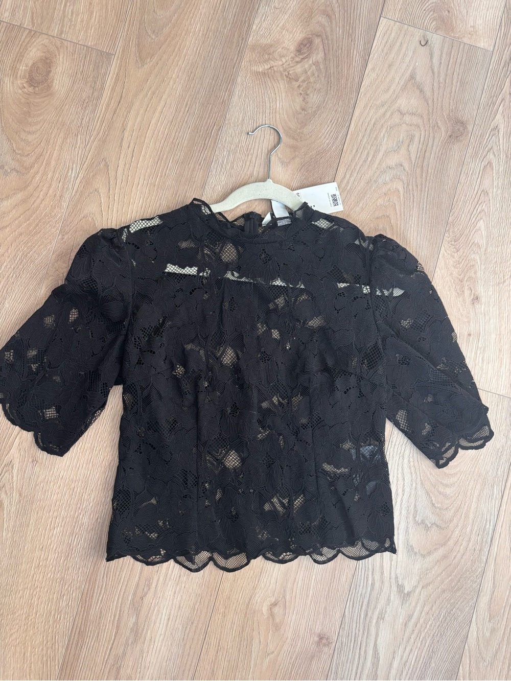 H&M Black Floral Lace Puff-Sleeve Blouse